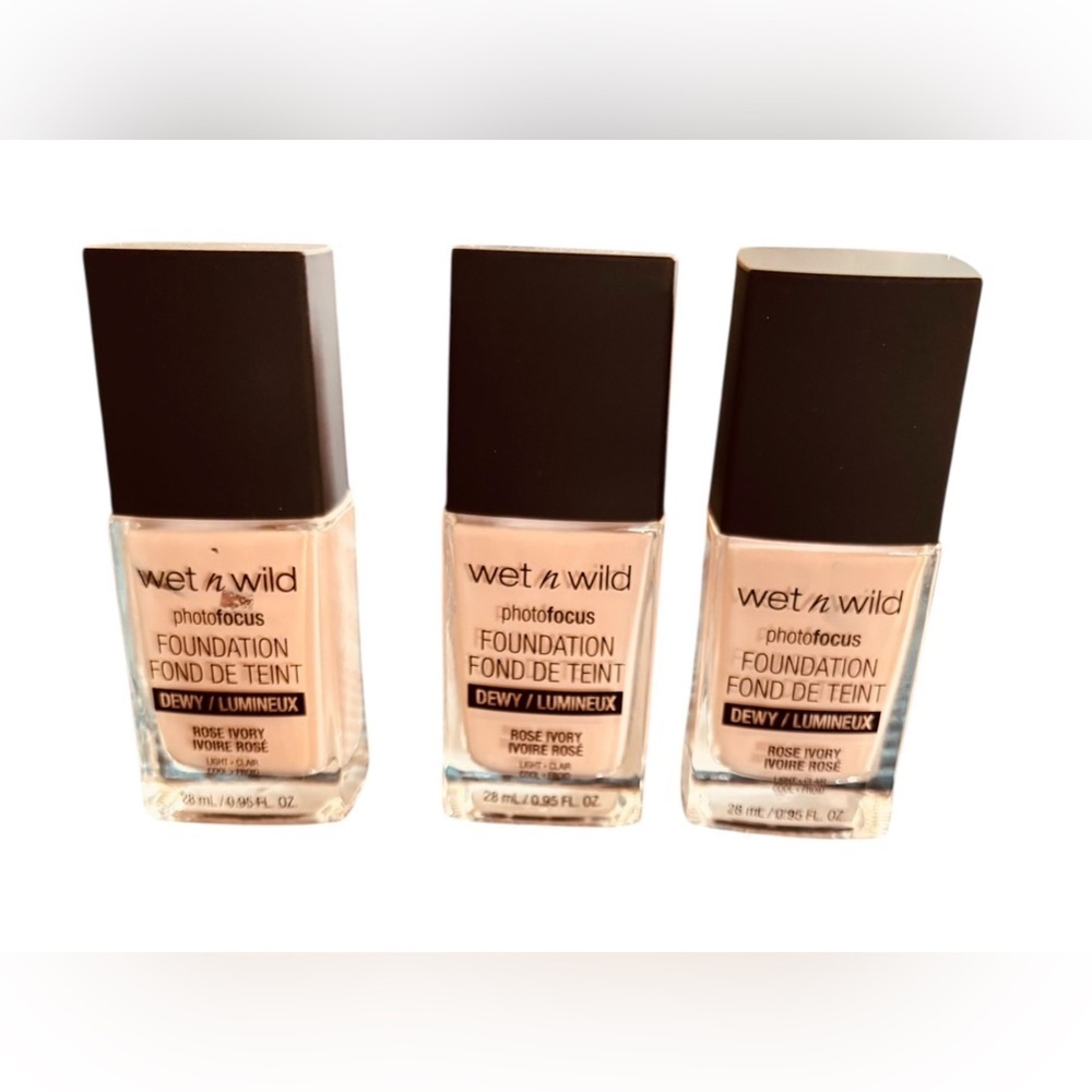 Lot Of 3 Wet N Wild Photo Focus Dewy Foundation Rose Ivory .95 FL Oz Blendable